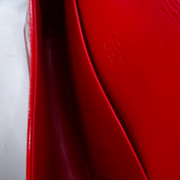 GUC Louis Vuitton Red Vernis Thompson Street Bag - Picture 5 of 11